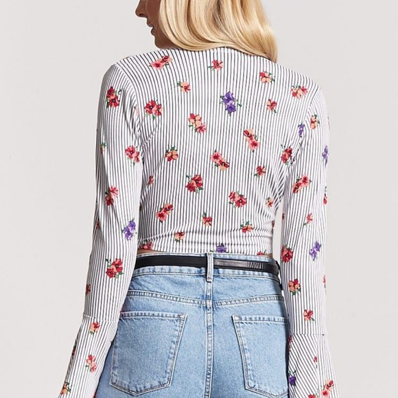 Floral Stripe Surplice Crop Top - Picture 3 of 4